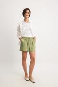 NA-KD Trend Shorts med elastisk lin - Green