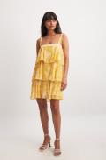 NA-KD Tiered Chiffon Mini Dress - Yellow