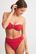 NA-KD Bikinitruse med belte - Red