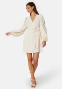 BUBBLEROOM Axelle Wrap Dress Cream L