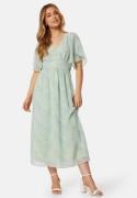 Bubbleroom Occasion Butterfly Sleeve Midi Dress Light green/Floral 36