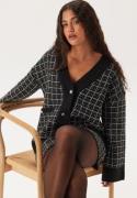 Pieces Pcnilja Knit Shacket Black Checks:white And Silver L