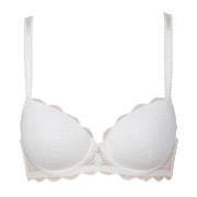 Trofe Julia Lace Padded Bra BH Hvit polyamid E 90 Dame