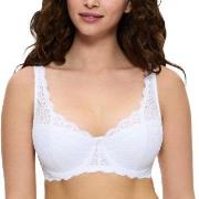 Triumph BH Amourette Wired Bra With Lace Hvit E 75 Dame