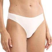 Triumph Truser Body Make-Up Illusion Lace Highleg Tai Offwhite 38 Dame
