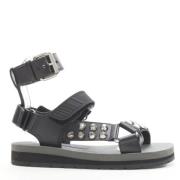 Pre-owned Prada-sandaler i svart skinn