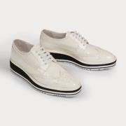 Pre-owned Hvit skinn Prada flate sko