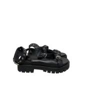 Pre-owned Alaia-sandaler i svart skinn