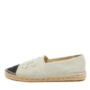 Pre-owned Beige lerret Chanel Espadrilles