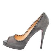 Pre-owned Gra semsket skinn Christian Louboutin haeler