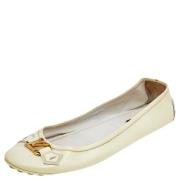 Pre-owned Hvitt skinn Louis Vuitton Flats