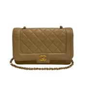 Pre-owned Beige skinn Chanel skulderveske