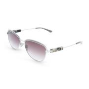 Stilige solbriller for kvinner med gradient linser og metallramme