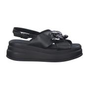 Stilige flate sandaler i svart