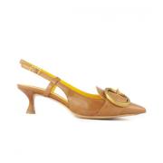 Brune skinn slingback sandaler med gull-tone spenne