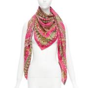 Pre-owned Cashmere scarves