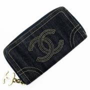 Pre-owned Fabric wallets