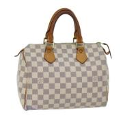 Pre-owned Canvas handbags