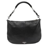 Pre-owned Leather shoulder-bags