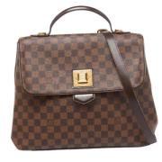 Pre-owned Leather handbags