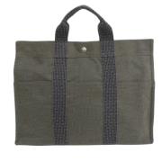 Pre-owned Canvas handbags