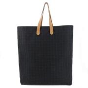 Pre-owned Fabric totes