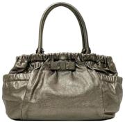 Pre-owned Fabric handbags