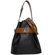 Pre-owned Leather shoulder-bags