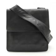 Pre-owned Leather shoulder-bags