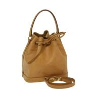 Pre-owned Leather handbags