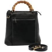 Pre-owned Leather handbags