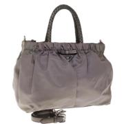 Pre-owned Nylon handbags