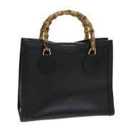 Pre-owned Leather handbags