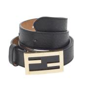 Pre-owned Leather belts