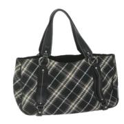 Pre-owned Canvas handbags