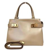 Pre-owned Leather handbags