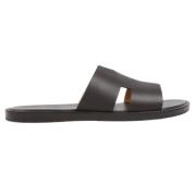 Pre-owned Leather sandals