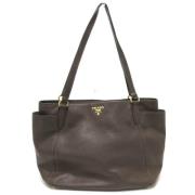 Pre-owned Leather totes