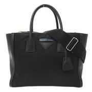 Pre-owned Leather totes