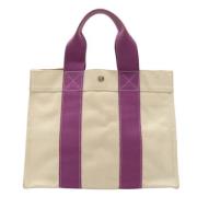 Pre-owned Canvas handbags