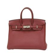 Pre-owned Leather handbags