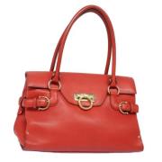 Pre-owned Leather handbags