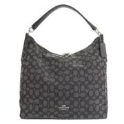 Pre-owned Fabric handbags