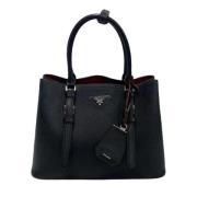 Pre-owned Leather prada-bags