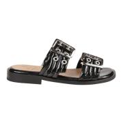 Spenne Sandal