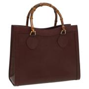 Pre-owned Leather handbags