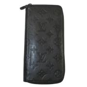 Pre-owned Leather wallets