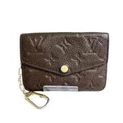 Pre-owned Leather clutches