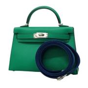 Pre-owned Leather handbags