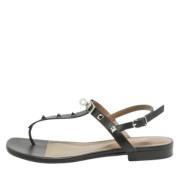 Pre-owned Leather sandals